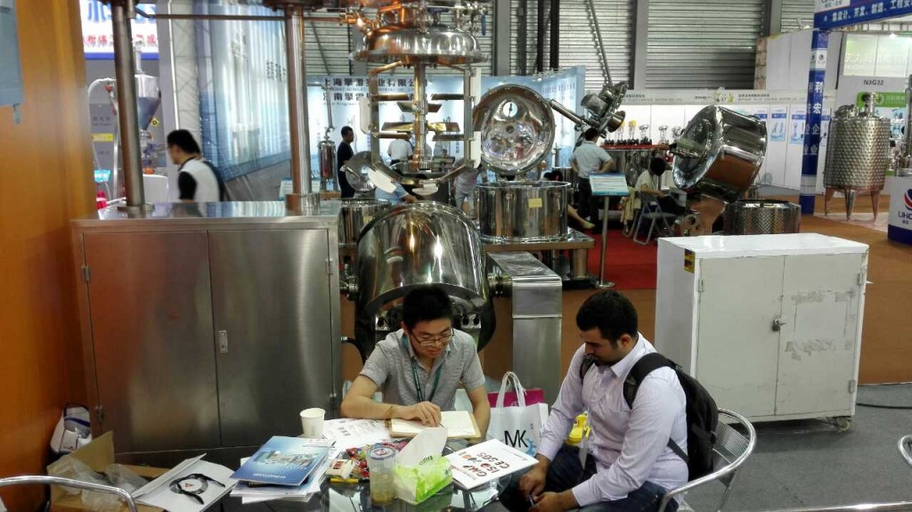 意凯携无菌乳化机备 参加CPhI China 第十五届世界制药原料中国展 (3)